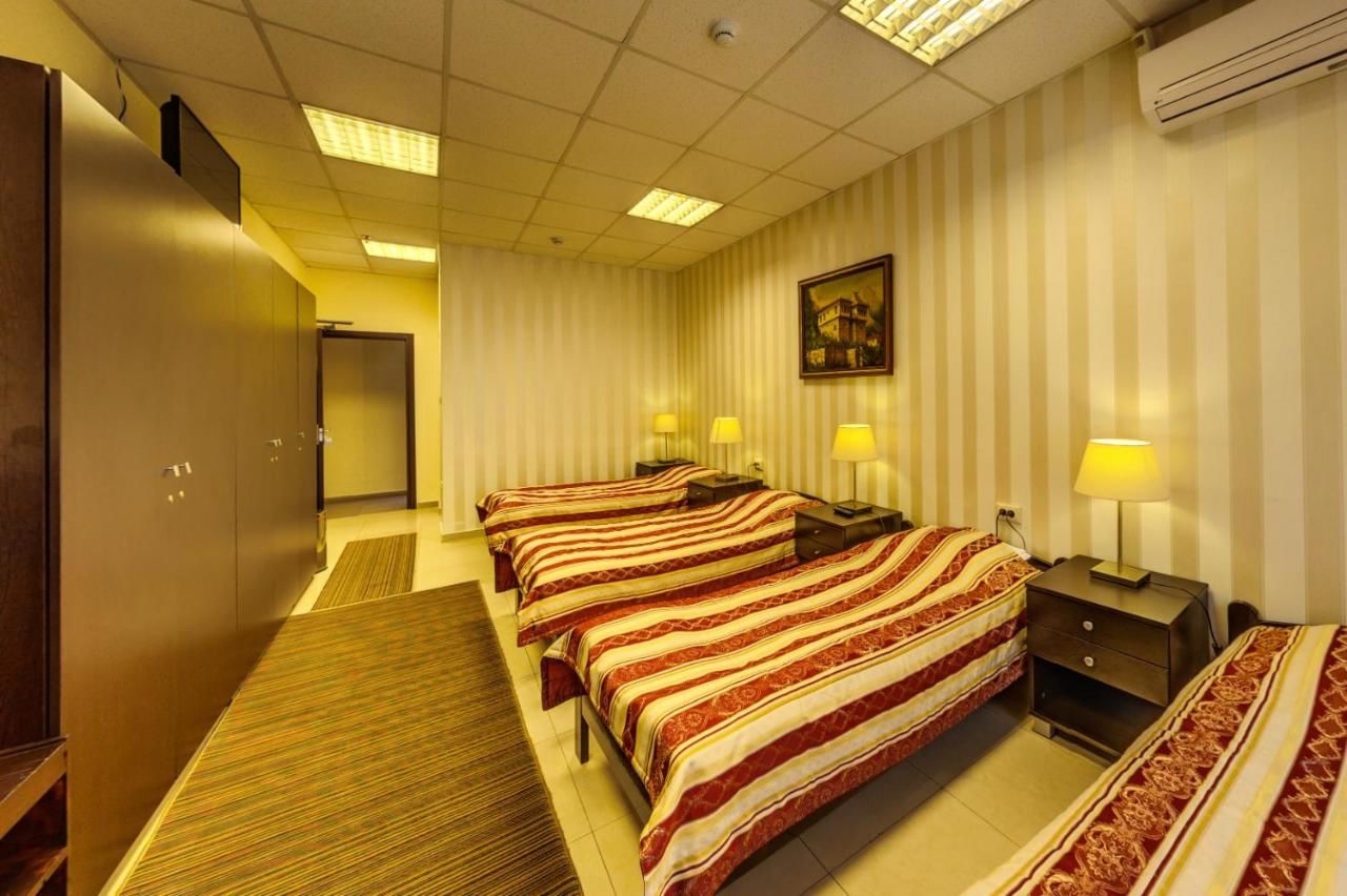 Отель Hotel Cheap София-16
