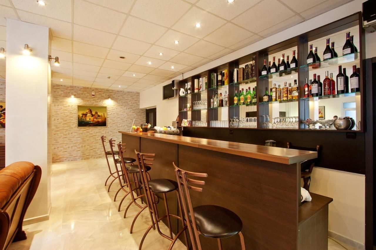 Отель Hotel Cheap София-17