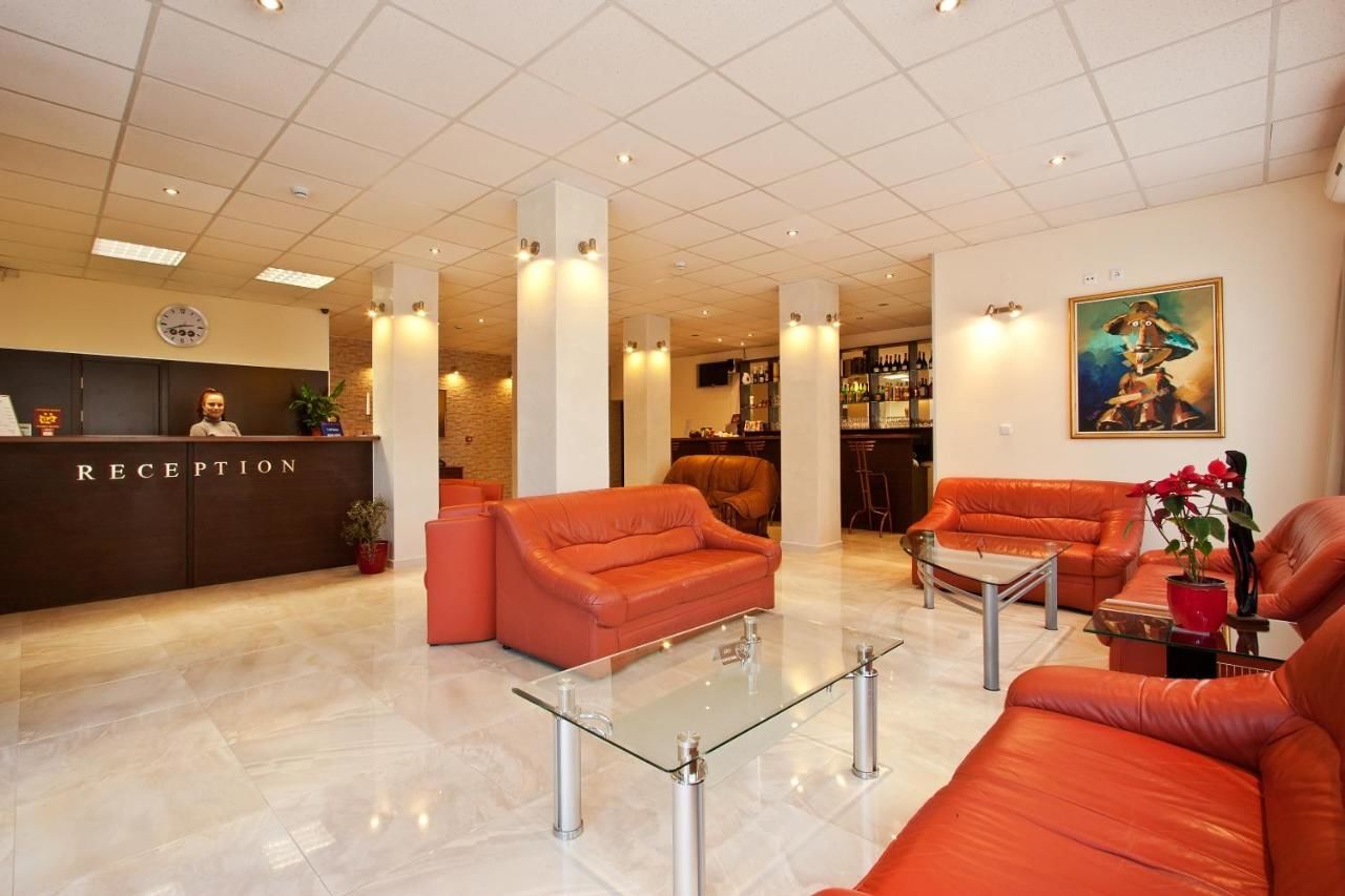 Отель Hotel Cheap София-19