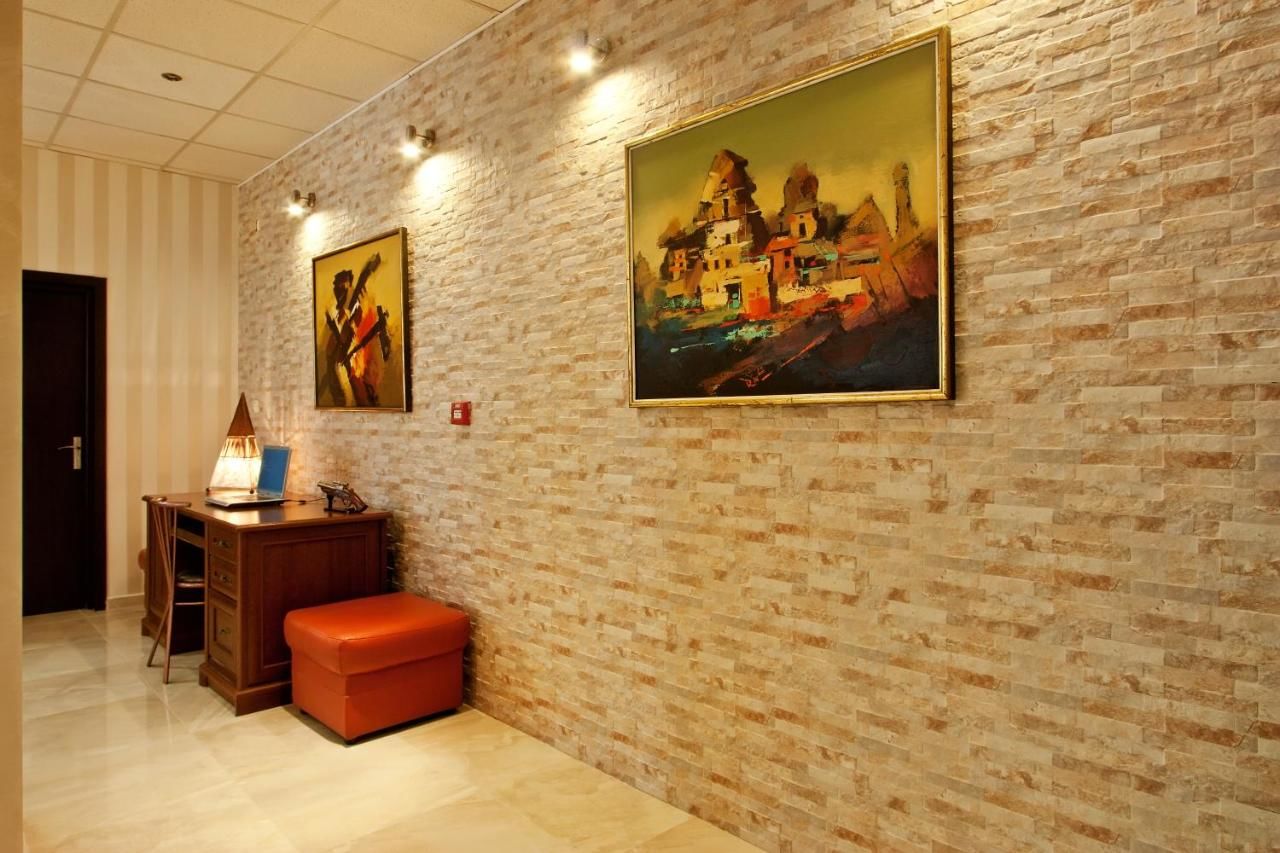 Отель Hotel Cheap София-29