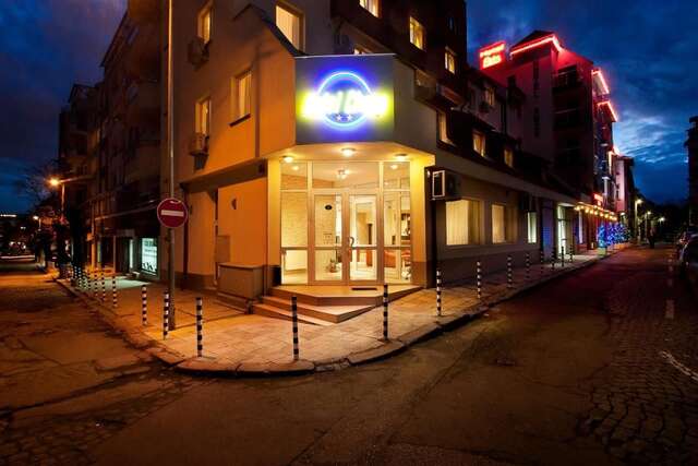 Отель Hotel Cheap София-24